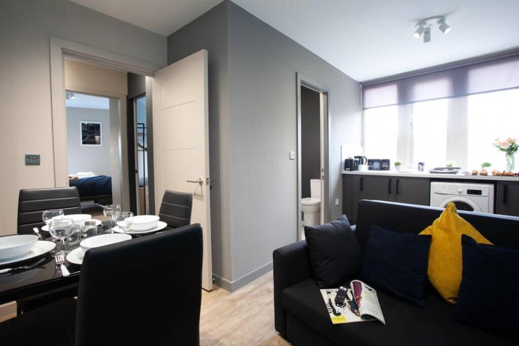 Stylish Central Location 2Bd Apartment Wigan Luaran gambar