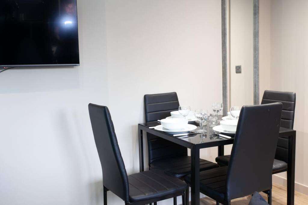 Stylish Central Location 2Bd Apartment Wigan Luaran gambar