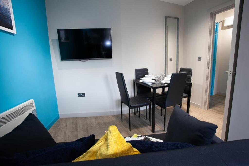 Stylish Central Location 2Bd Apartment Wigan Luaran gambar